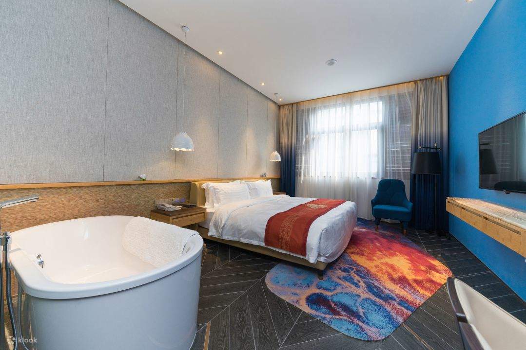 [Inside Gankeng Ancient Town/Directly reach Futian Port Line 10] Shenzhen OCT Gankeng Ancient Town - Nanxianglou Art Hotel Accommodation Package